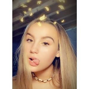 Meet your Posher, Jasmine